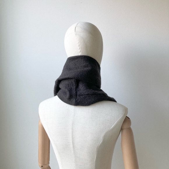 joodito 100% merino wool snake long wrap scarf deep rich chocolate cocoa brown - Picture 5 of 8